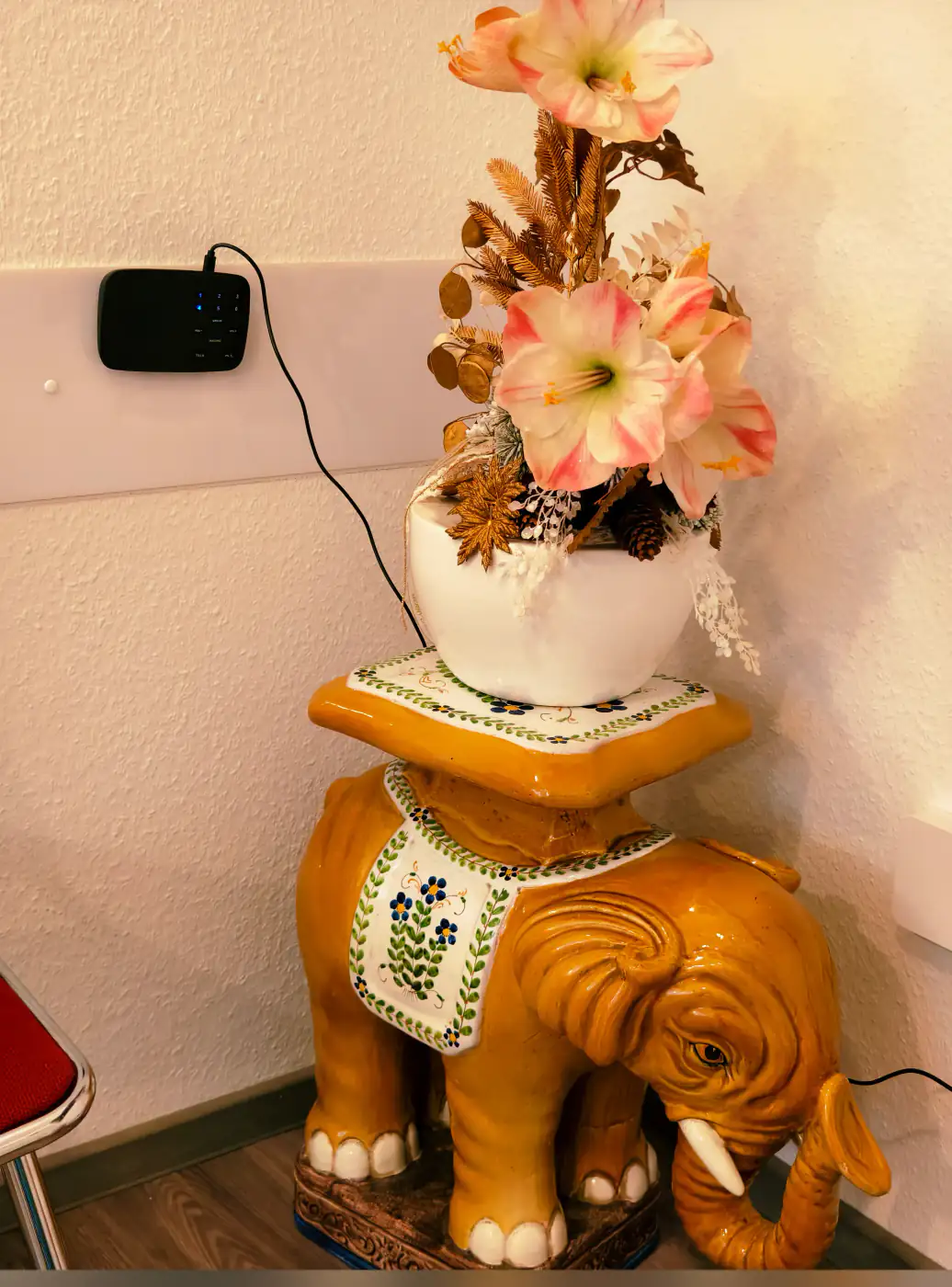 Wartezimmer mit komfortabler Ausstattung – Praxis Am Salzmarkt, Osnabrück – Foto 15 von 15