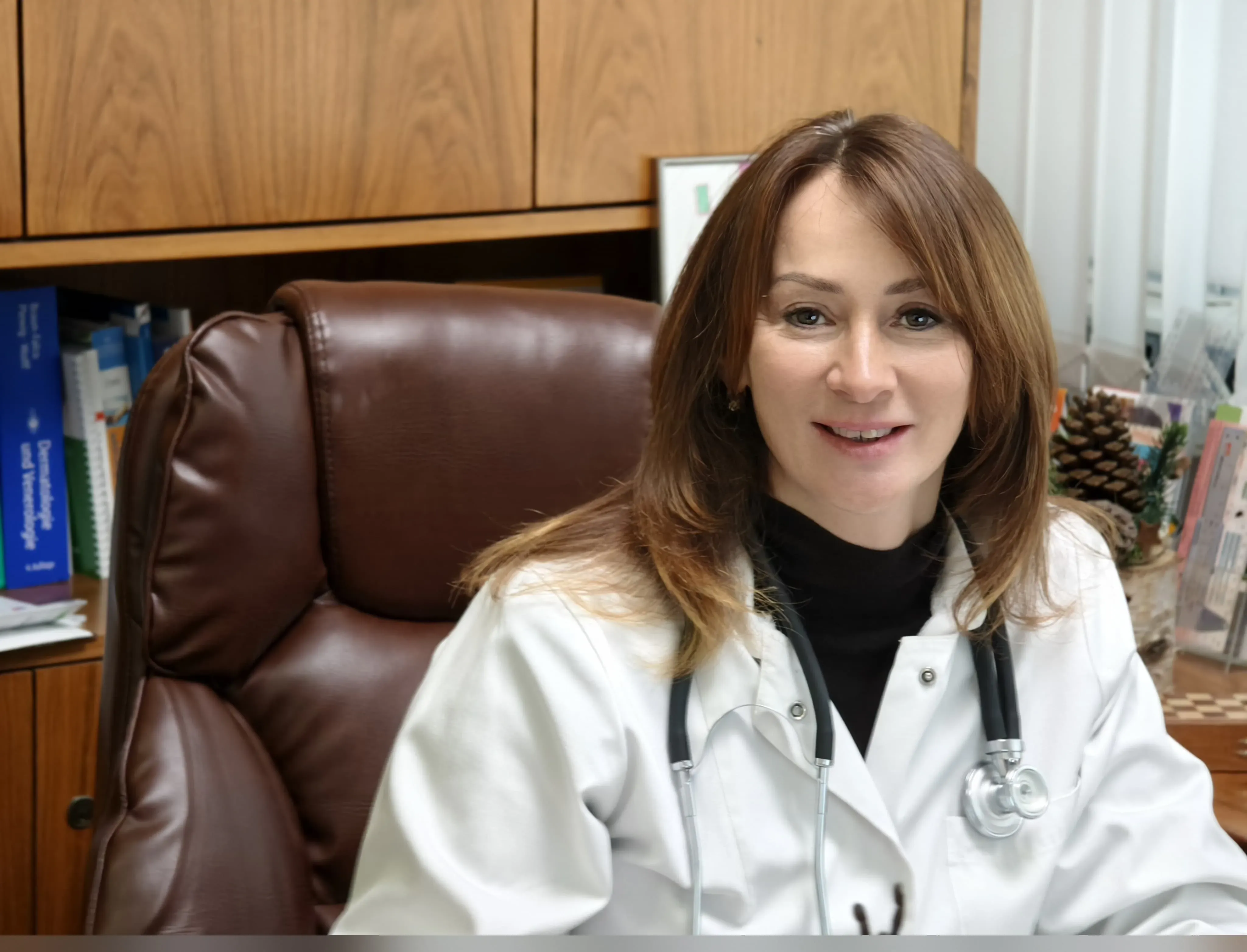 Praxis Am Salzmarkt – Sprechzimmer 1 – Sprechzimmer für Patientengespräche – Foto 28 von 29 – Osnabrück