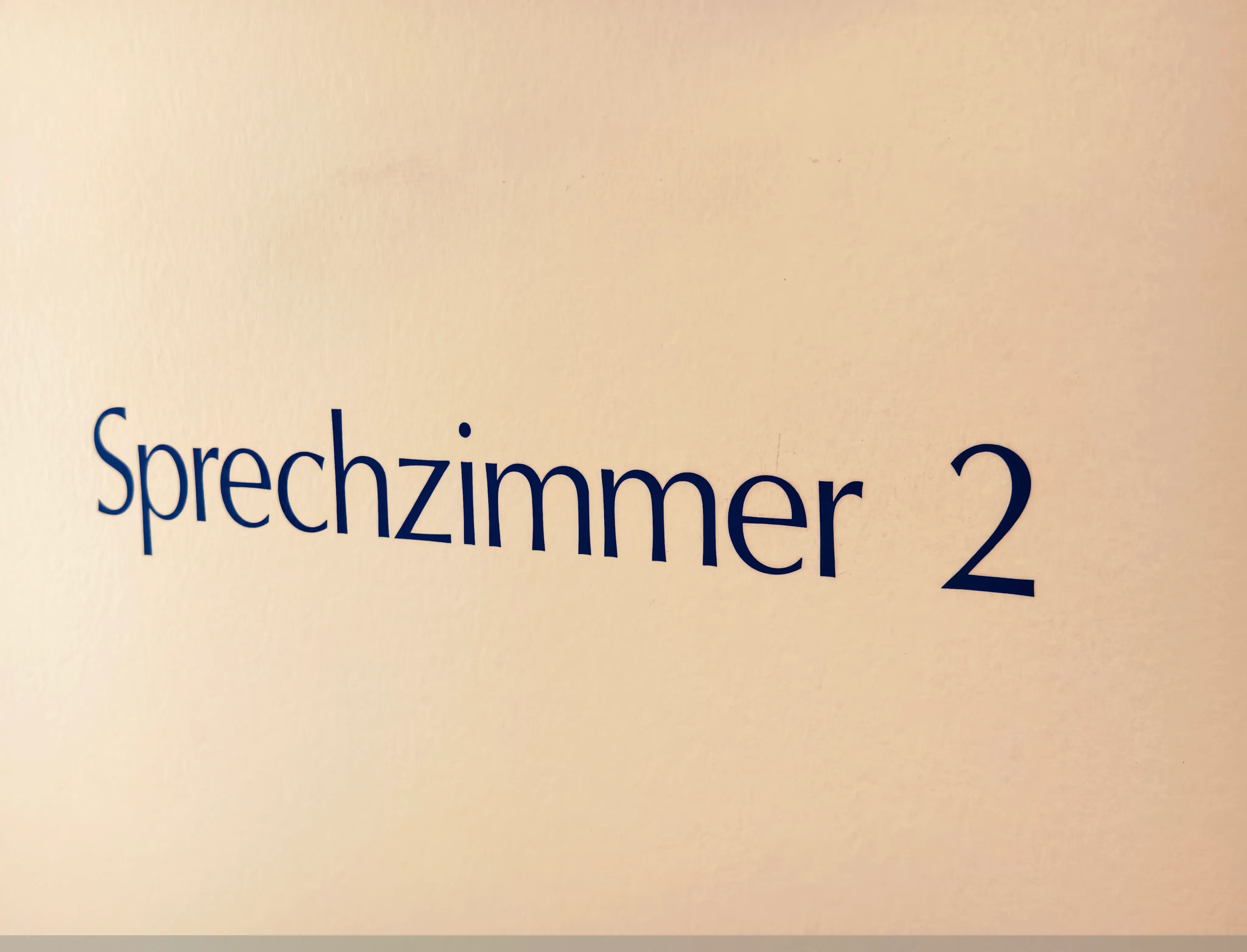 Sprechzimmer 2